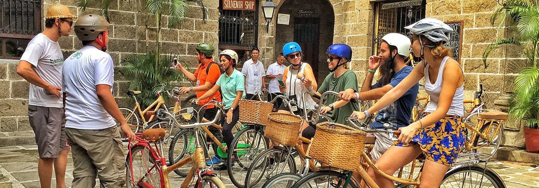 Bambike Ecotours Intramuros, Manille