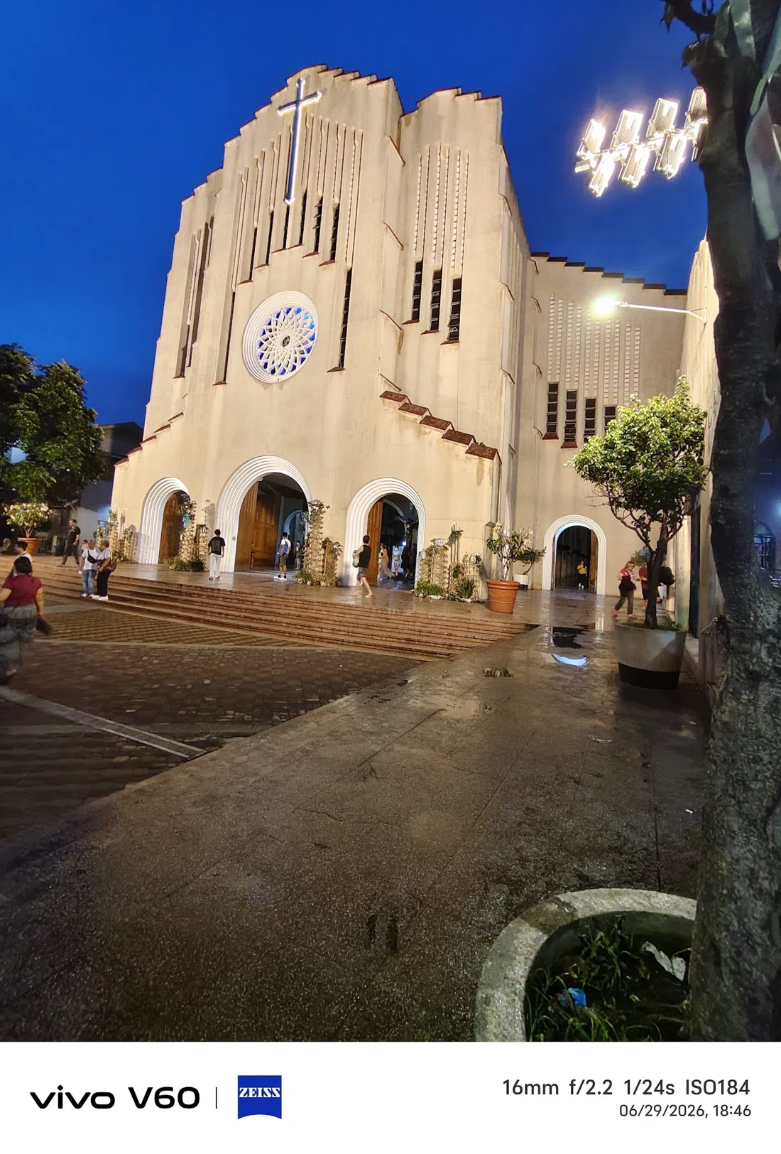 Église de Baclaran (sanctuaire national de Notre Mère du Perpétuel Secours), Manille