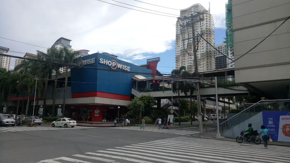 Farmers Plaza Bazaar (Araneta City, Cubao), Manila