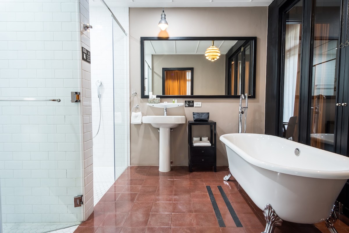 The Henry Hotel Manila — photo 2