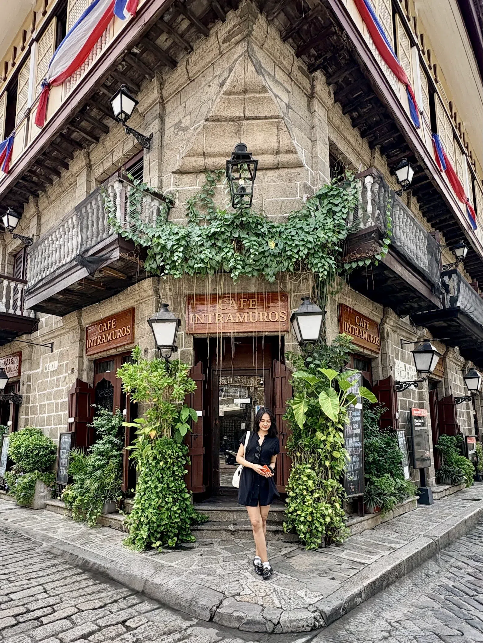Cafe Intramuros, Manila